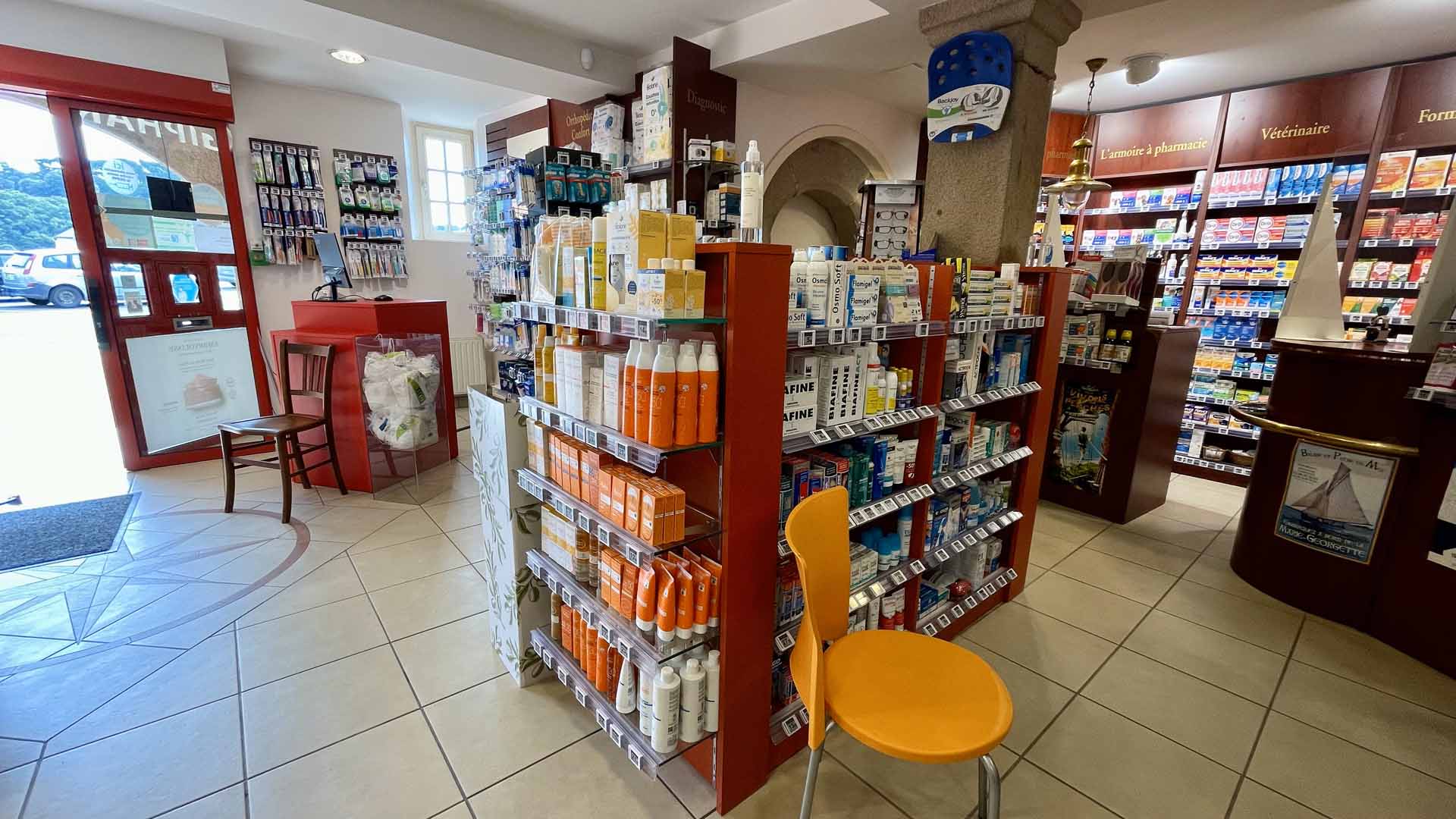 Pharmacie Quais Treguier (6) Pharmacie Quais Treguier (6)